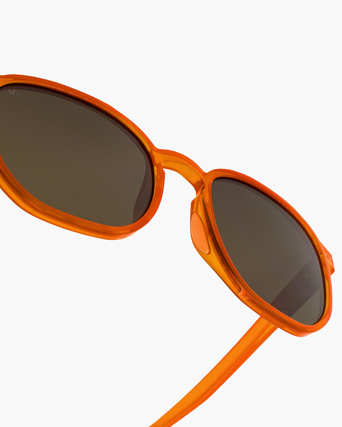 #color_Amber brown